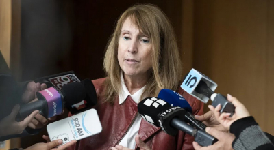 María Elena Mizrahi durante la presentación del informe anual del Sistema Integral de Protección a la Infancia y a la Adolescencia contra la Violencia, el 27 de abril.  Foto: Alessandro Maradei