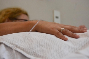 Valeria internada en el hospital / Fotos: Lucía Melgarejo