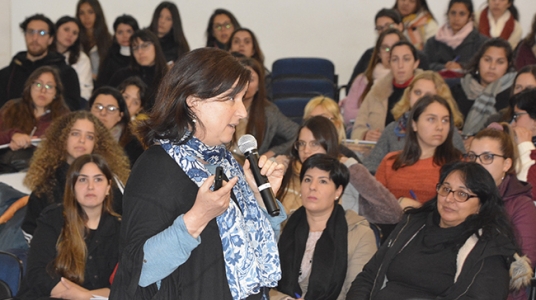 Conferencia “Del laboratorio a las aulas: Aportes de la Psicología Cognitiva a la educación”, de Beatriz Diuk