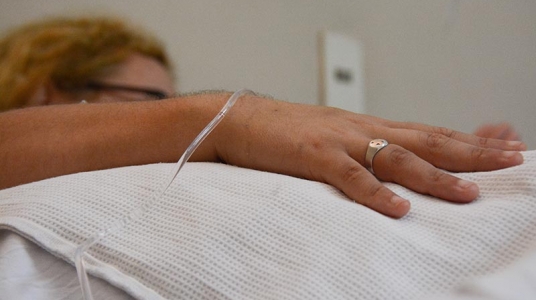 Valeria internada en el hospital / Fotos: Lucía Melgarejo