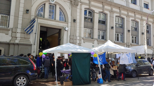 Fachada del edificio de Facultad de Psicología