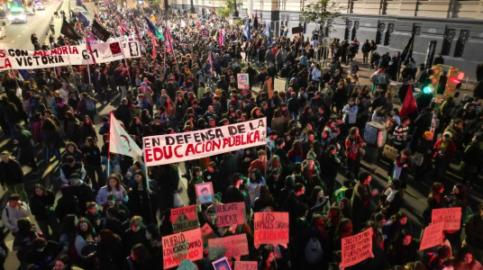 Marcha por el Día de los mártires estudiantiles. Foto: L. Rodríguez-UCUR.