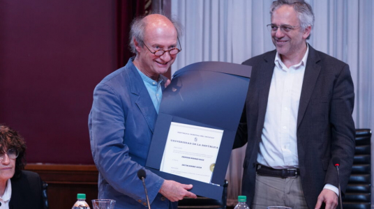 Honoris Causa a Bernard Golse. Foto: Juan Martín Xavier, UCUR