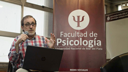 Decano de la Facultad estuvo presente en Argentina para el X Congreso Marplatense Internacional de Psicología