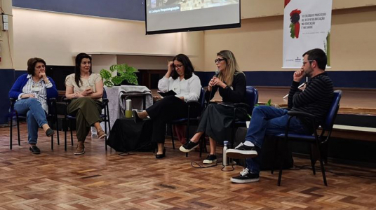 Profesoras de la Facultad participaron en el III Colóquio Despatologização da Educação e da Saúde de la Universidad Federal de Rio Grande del Sur