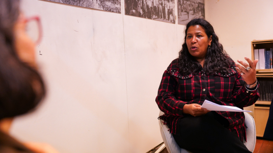 Fotografía de Ana Karina Moreira, docente de la Facultad de Psicología  de la Universidad de la República (Udelar)