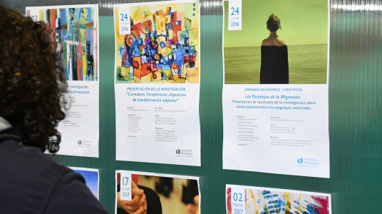 Exposición de afiches por el 17º aniversario del CIC-P