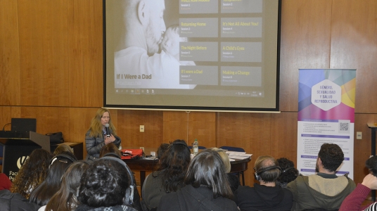 Conferencia de la Dra María Lohan