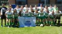 Fotografía con las integrantes del equipo de La Psique y su DT