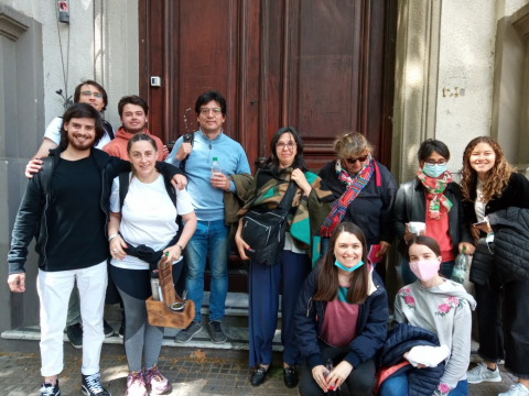 Estudiantes de Psicología visitaron espacios de práctica de la Facultad en Montevideo 