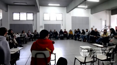 Mesa de debate. Ciclo “intercambio sobre experiencias de extensión”