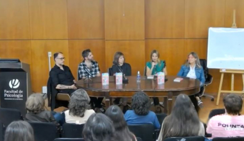 Los sueños como inspiración: presentación del libro 'La existencia está en otra parte' en la Facultad de Psicología