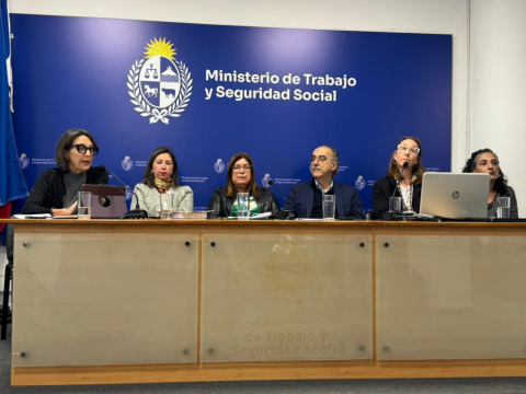 La docente Silvia Franco participó en actividad del Ministerio de Trabajo y Seguridad Social sobre el tiempo de trabajo  